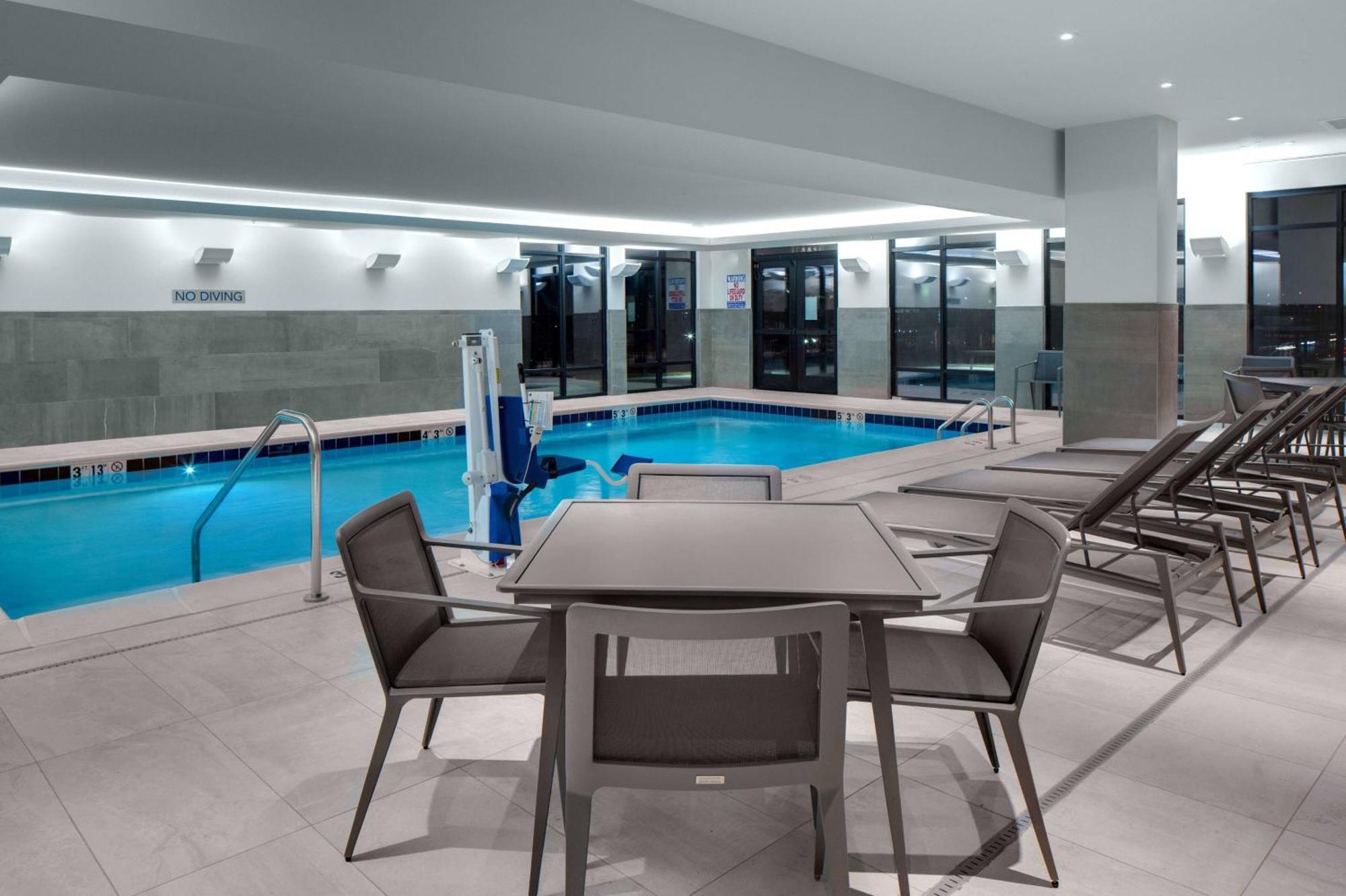 Courtyard By Marriott Jefferson City Ngoại thất bức ảnh